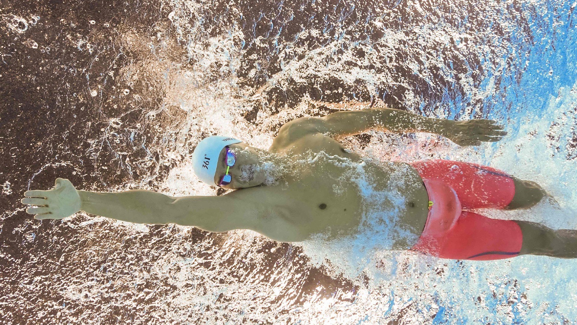 华体会体育网站-杨瀚森在迈阿密被偶遇，球迷曝光细节，2006年杨翰