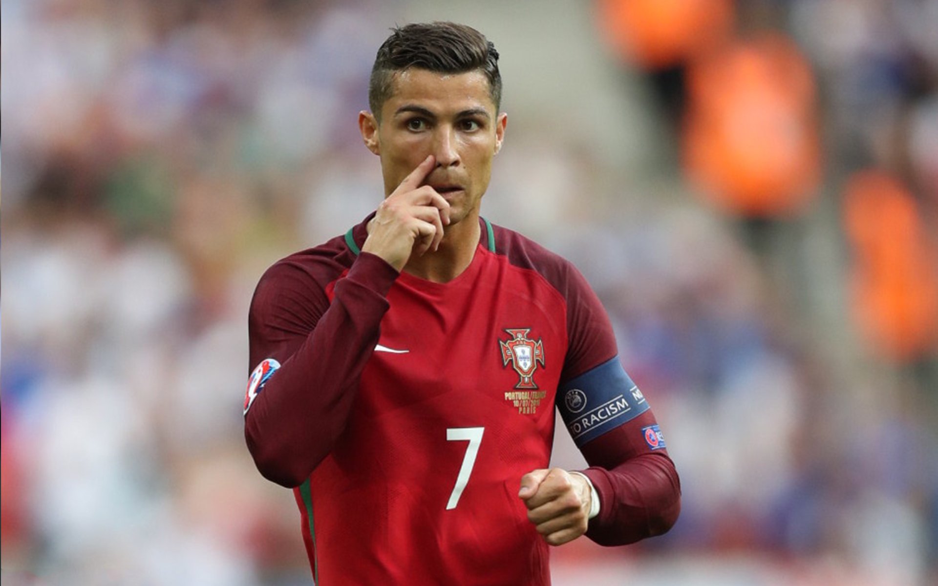 法兰克福后卫布朗，转会市场成为热门目标，法兰克福布丁